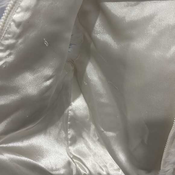 Gymboree Ivory Faux Fur Vest kids size L - Picture 5 of 6